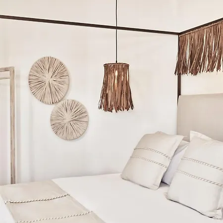 Hotel Volcano Luxury Milos 4*