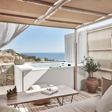 Volcano Luxury Milos Hotel